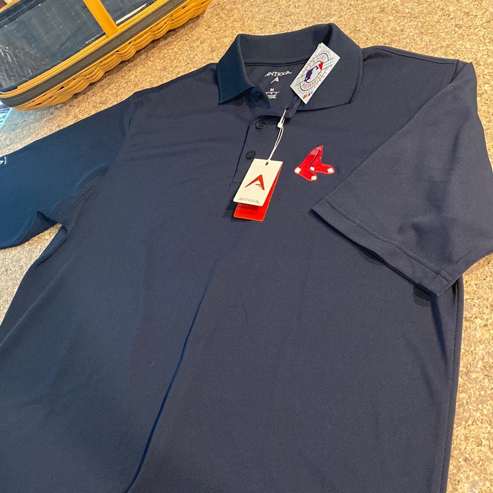 NWT Boston Red Sox Antigua Men’s Navy Blue Polo Short Sleeve Shirt Size Medium